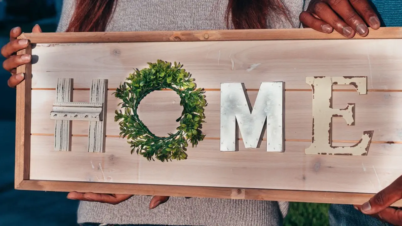 How to Plan a Housewarming Gift That's Actually Useful (And Keep It a Surprise)