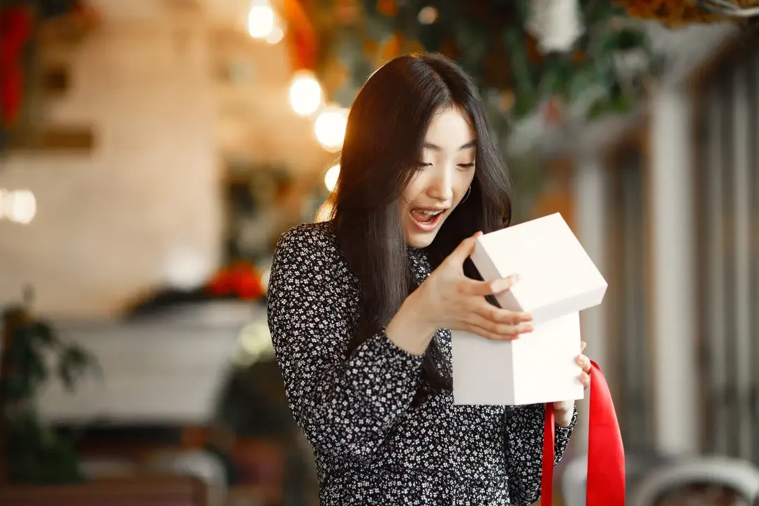 How to Keep Group Gift Surprises Actually Surprising (And Why Spreadsheets Fail)
